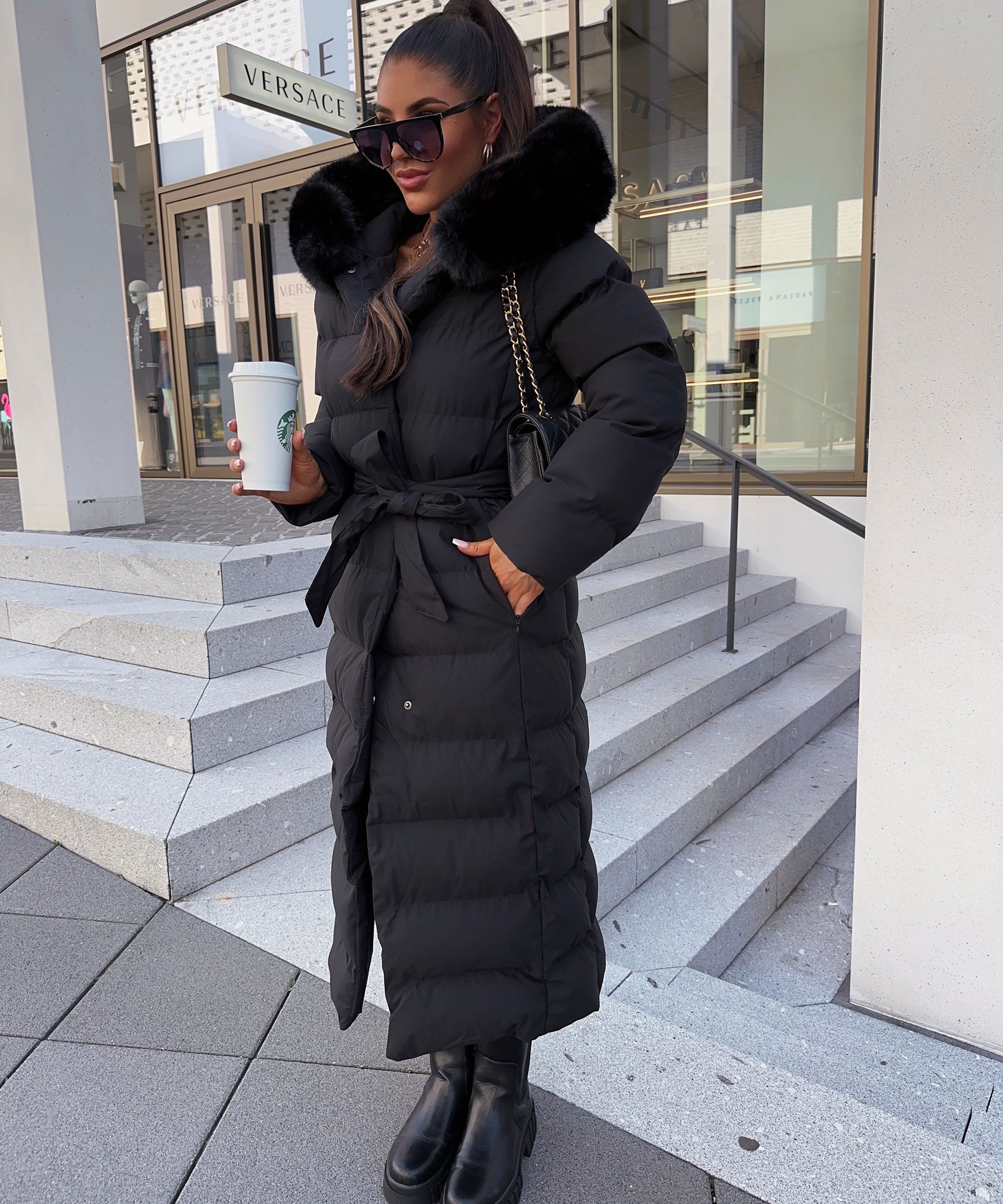 Płaszcz Puchowy Damski | Długa Forma i Komfortowe Ocieplenie