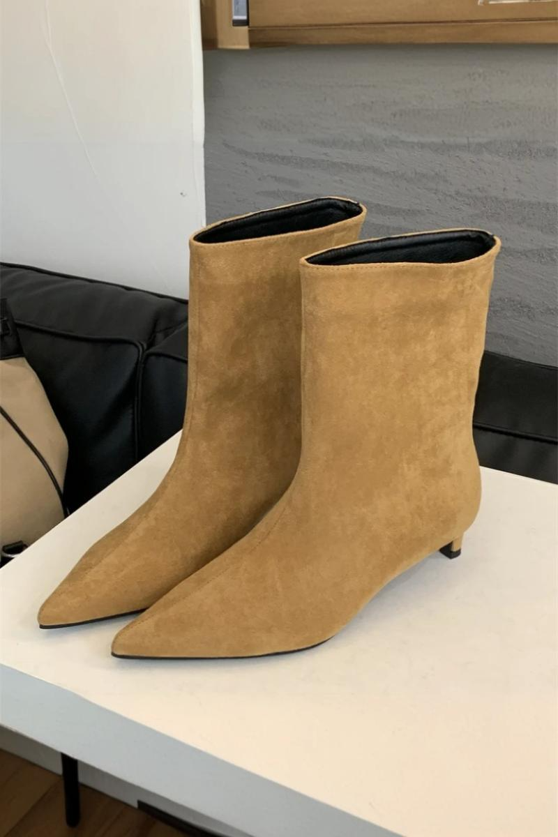 Selvya - Botki Damskie Na Niskim Obcasie z Noskiem w Szpic