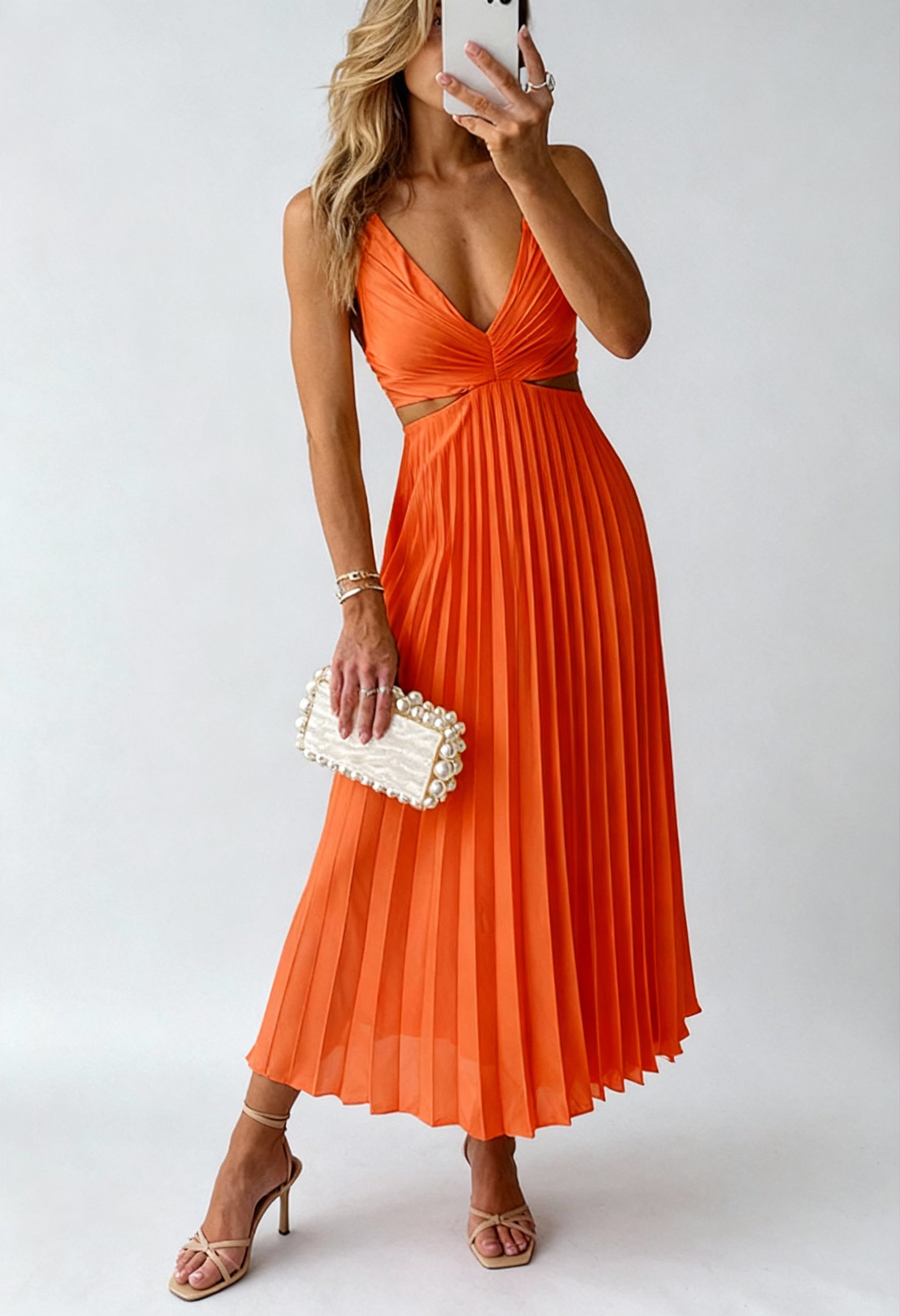 Sukienka Plisowana Midi | Zwiewny Fason z Plisowanym Dółem