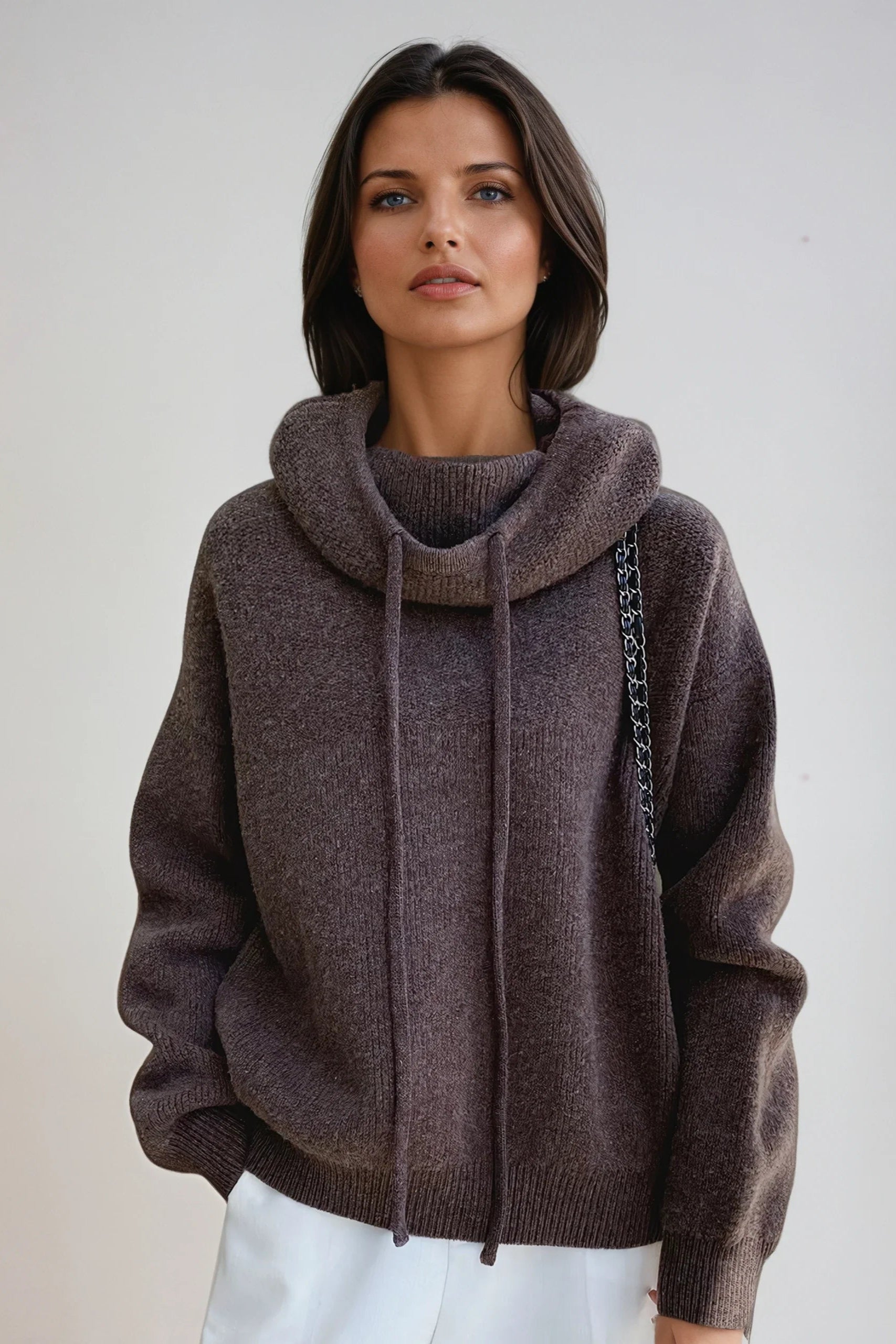 Sweter damski z kapturem | Dzianinowy Oversize